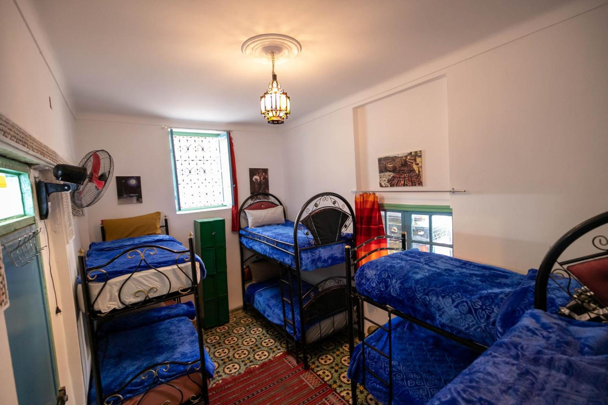 Hostel Backhome Fez